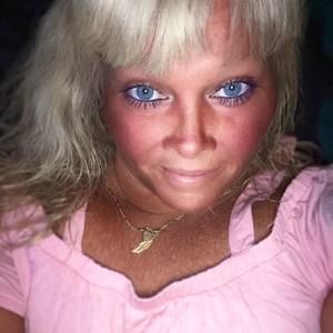 Meet your Posher, Kelli